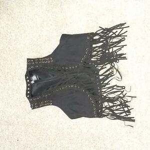 ♦️ Bisou Bisou Black Sleeveless Crop Vest with Long Fringe size XSmall